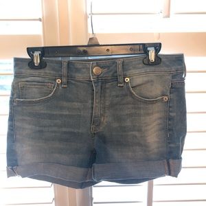 American eagle MIDI shorts